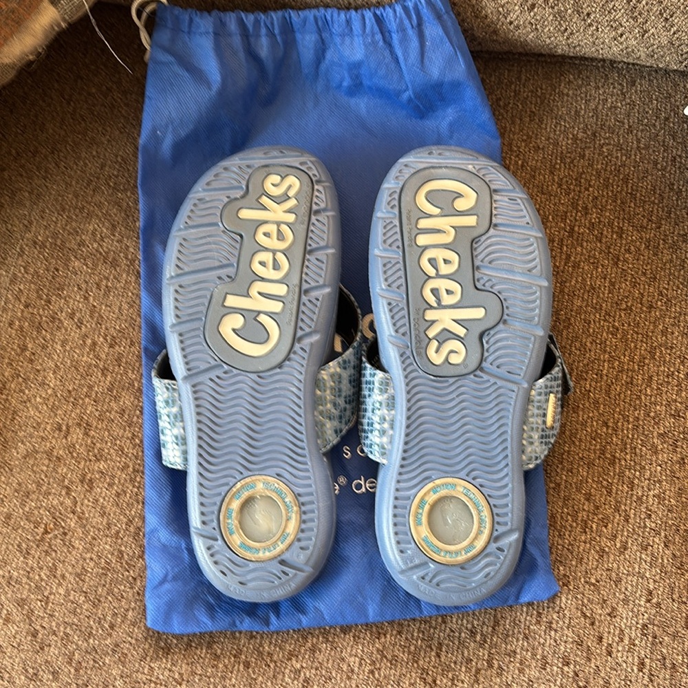 Women’s sandals - Picture 2 of 3